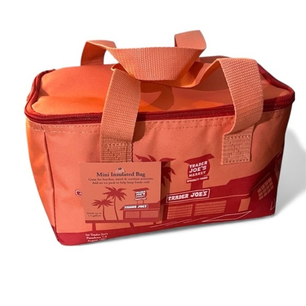 New Trader Joe’s Mini Insulated Cooler Bag Lunch Bag Peach Orange Color NWT